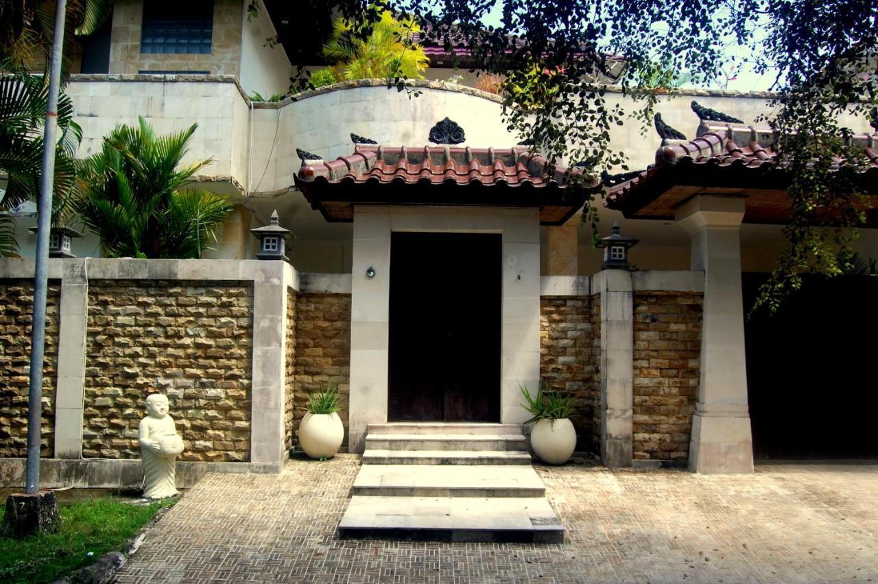 Villa Tentram Puri Gading Jimbaran Extérieur photo